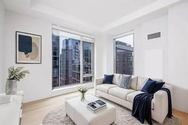 133 Seaport Blvd #1719, Boston, MA 02210