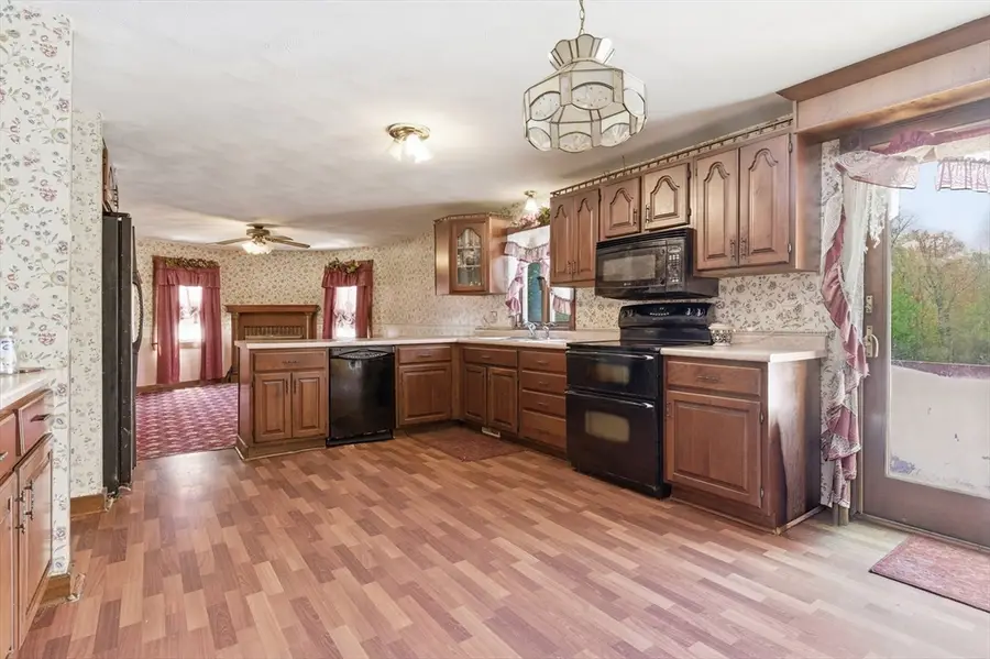 67 Blackstone, Blackstone, MA 01504 - #3