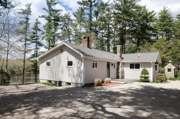 75 Crystal Lake Road, Halifax, MA 02338