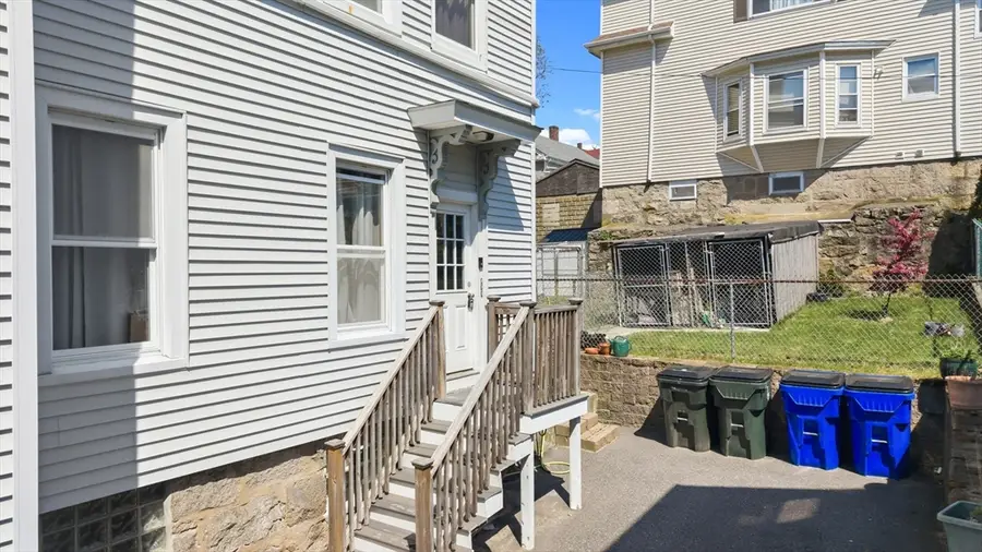 613 Durfee St, Fall River, MA 02720 - #3