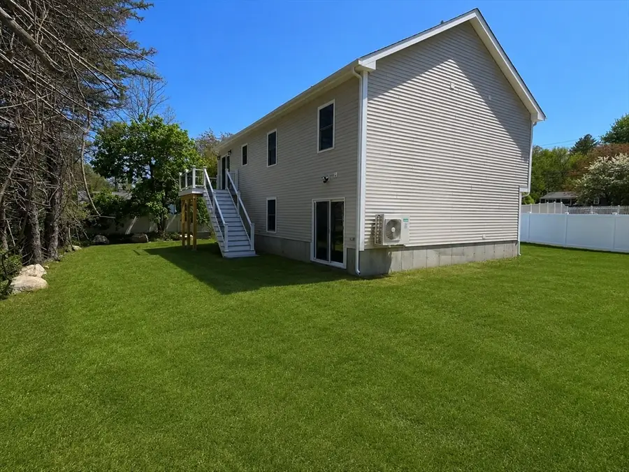 272 S Main St, Hopedale, MA 01747 - #3