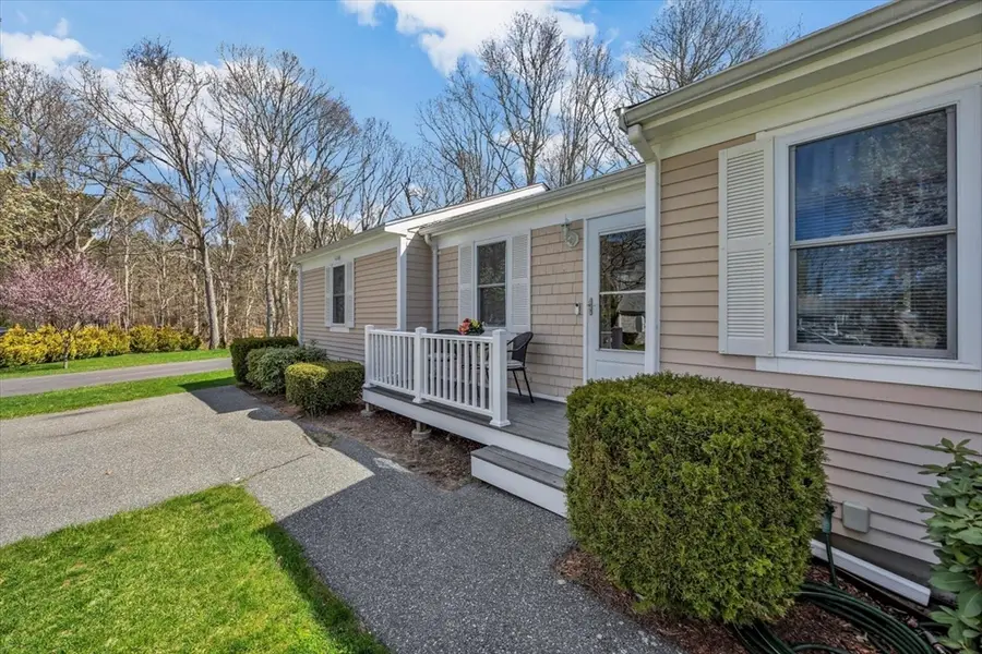 3 Harness Dr, Falmouth, MA 02536 - #2