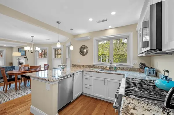 52 Ashland St #52, Medford, MA 02155