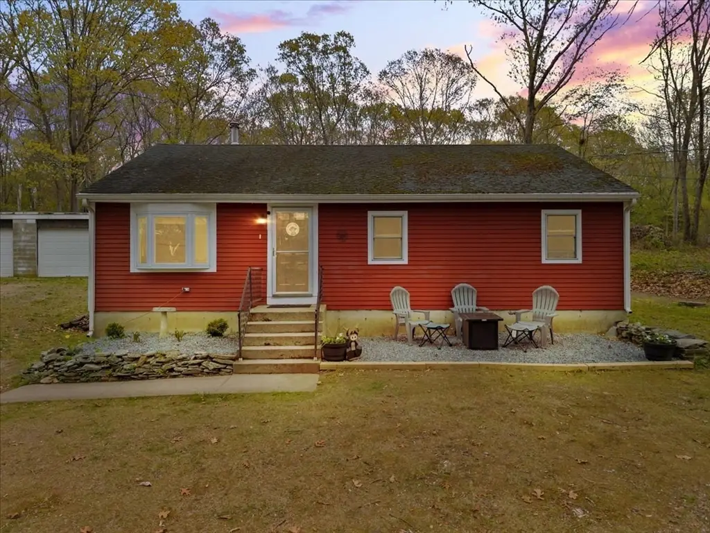 9 Hillside Ave, Berkley, MA 02779 - #1