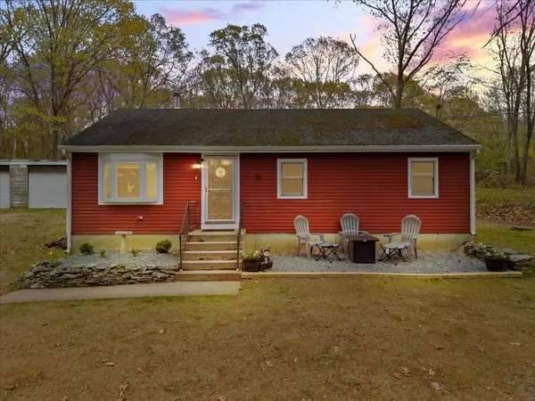 9 Hillside Ave, Berkley, MA 02779