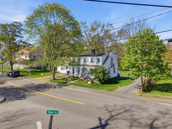 196 Highland St, Taunton, MA 02780