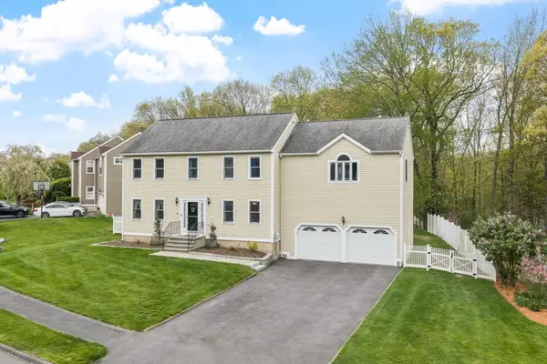 30 Hillando Drive, Shrewsbury, MA 01545
