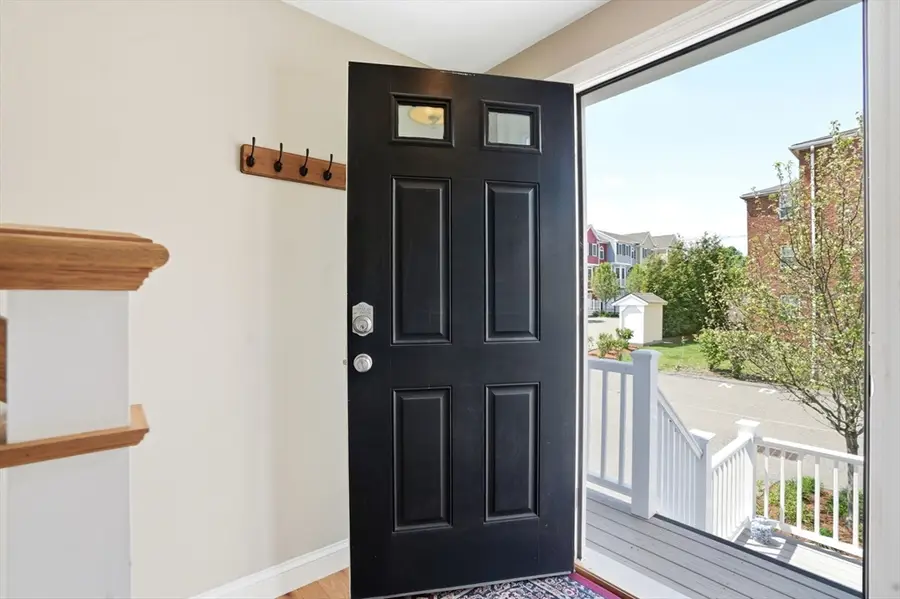 60 Lenox St #11, Norwood, MA 02062 - #3