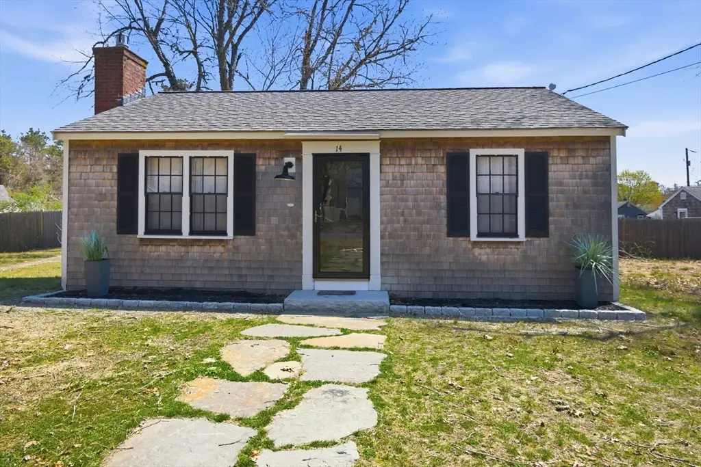 14 Manning Rd, Dennis, MA 02638 - #1