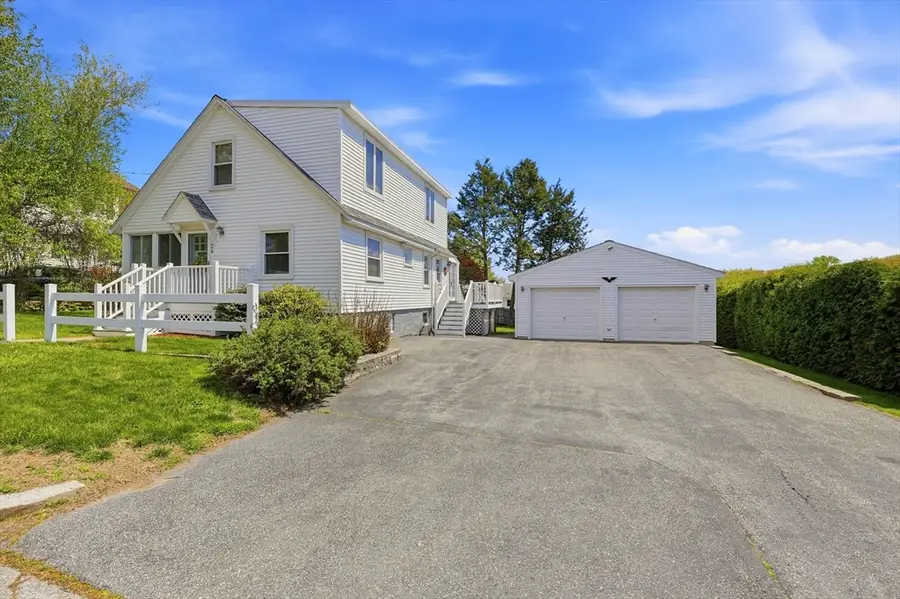 24 Dell Ave, Worcester, MA 01604 - #2