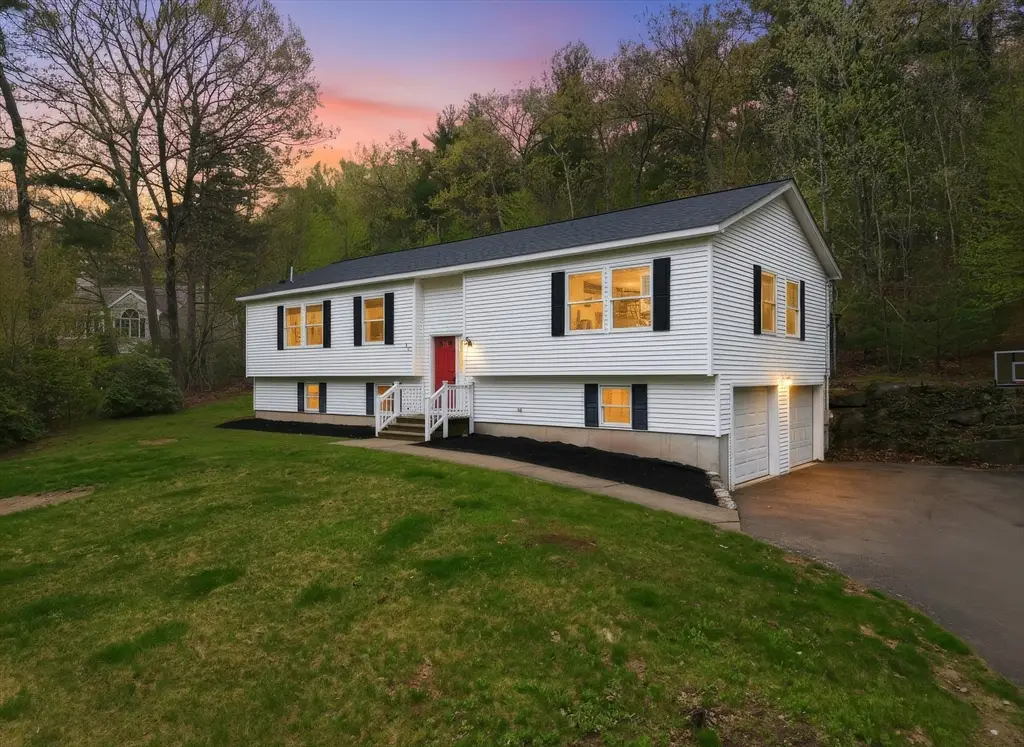 89 Webster St, Douglas, MA 01516 - #1