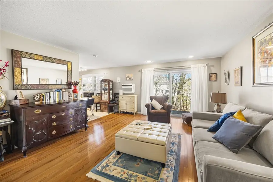 68 Edgelawn Ave #9, North Andover, MA 01845 - #2