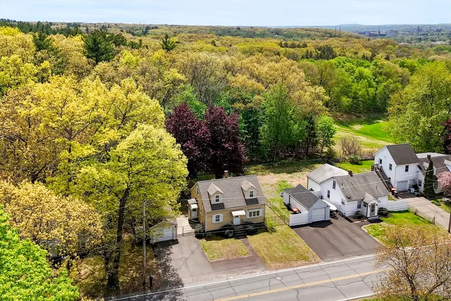 62 Lincoln Avenue, South Hadley, MA 01075 - #2