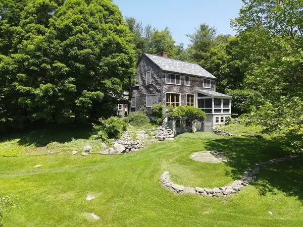 45 Sessions Road, Hardwick, MA 01031