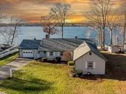 12 Edgewater Dr, Lakeville, MA 02347