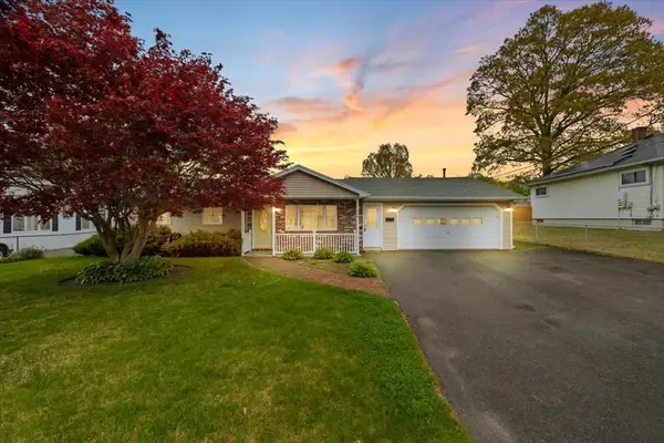 128 Windsor St, Fall River, MA 02723