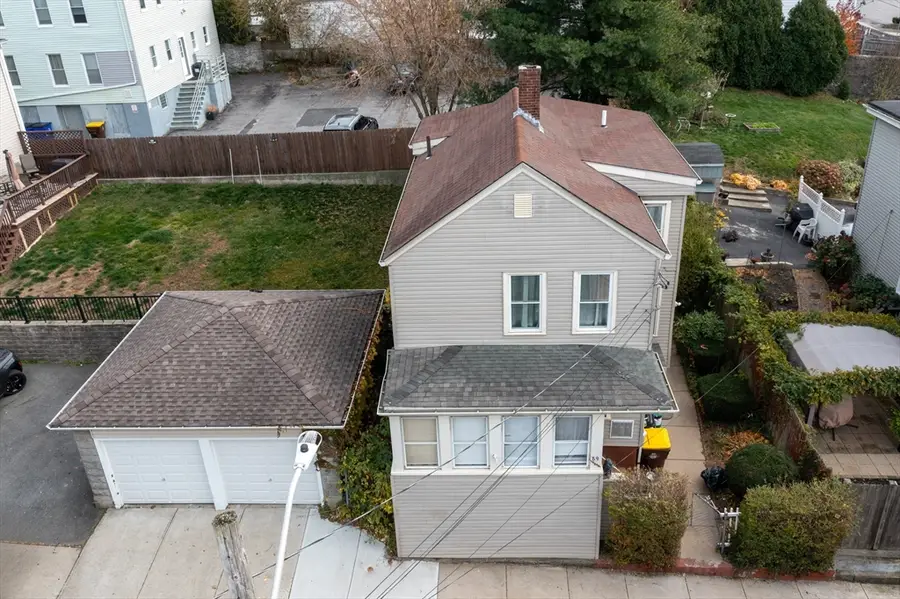 89 Oak Street, Fall River, MA 02720 - #3