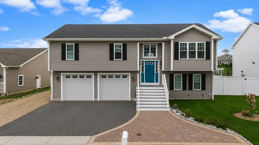 117 Farland Cir, New Bedford, MA 02745 - #2