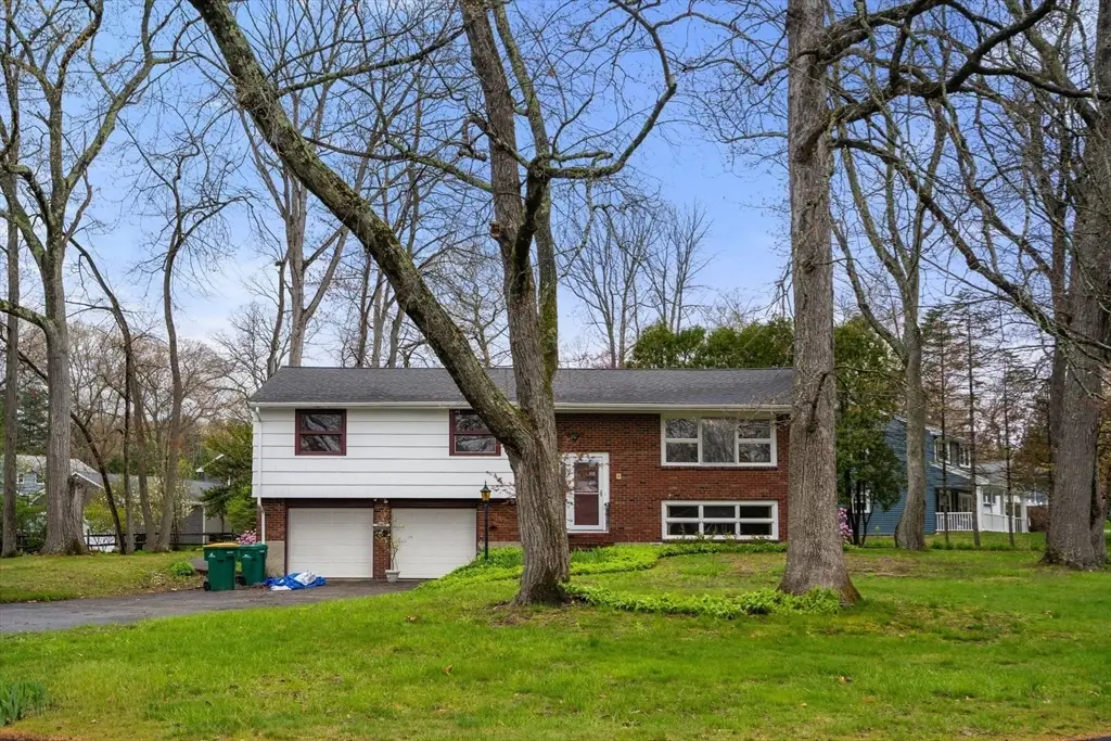 4 Greenwich Rd, Norwood, MA 02062 - #1