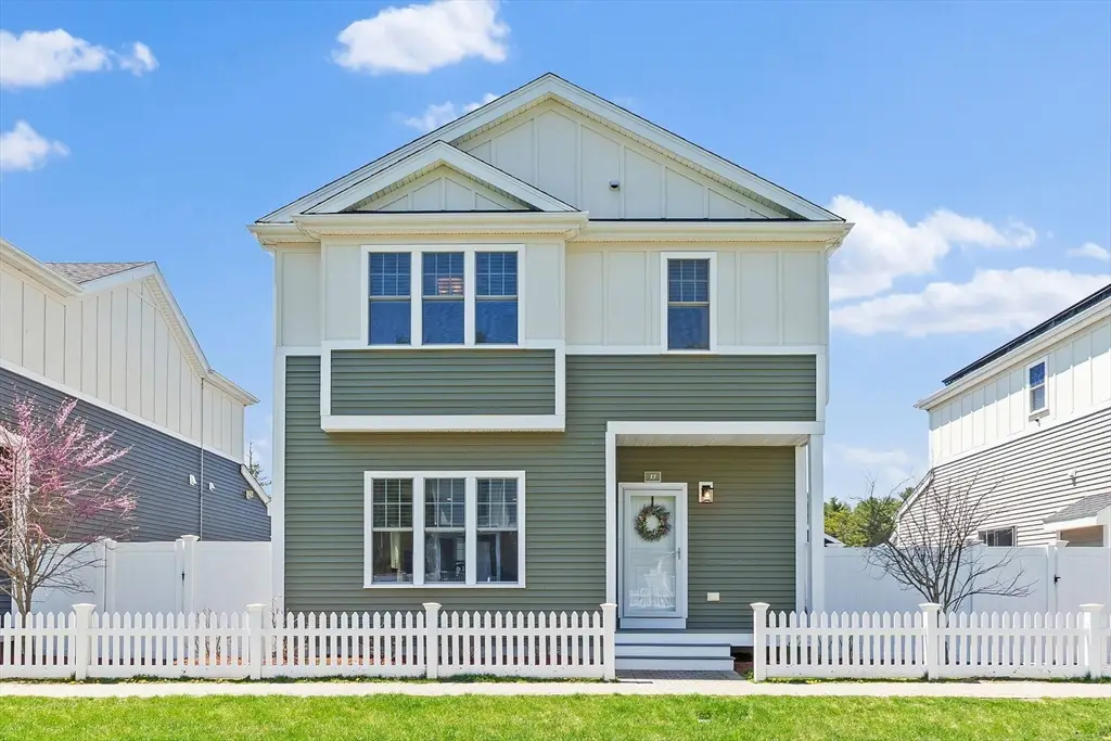 13 Cleary Cir #13, Norfolk, MA 02056 - #1