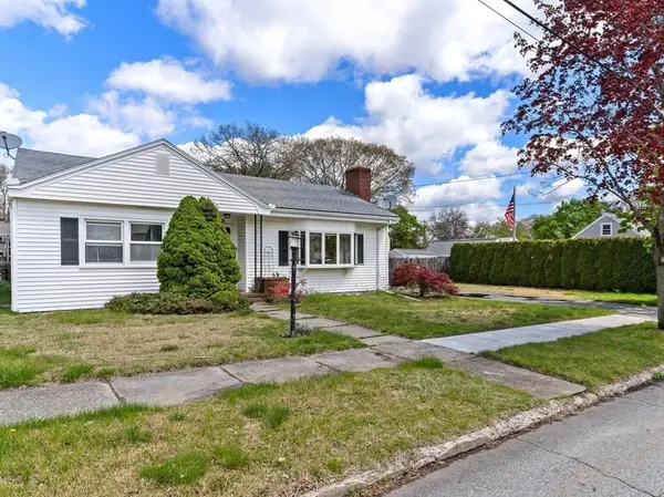 259 Jarry St, New Bedford, MA 02745