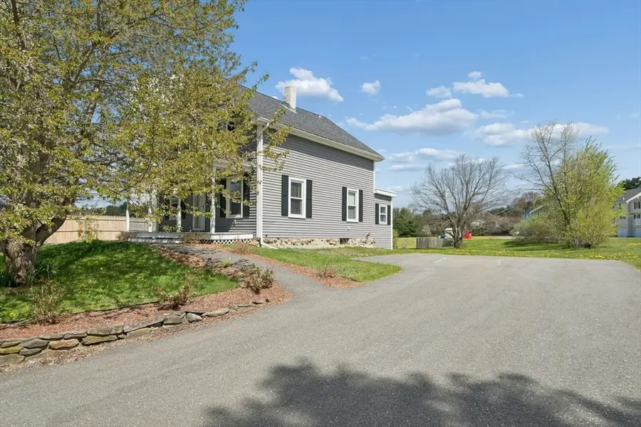 365 Clark St, Gardner, MA 01440 - #3