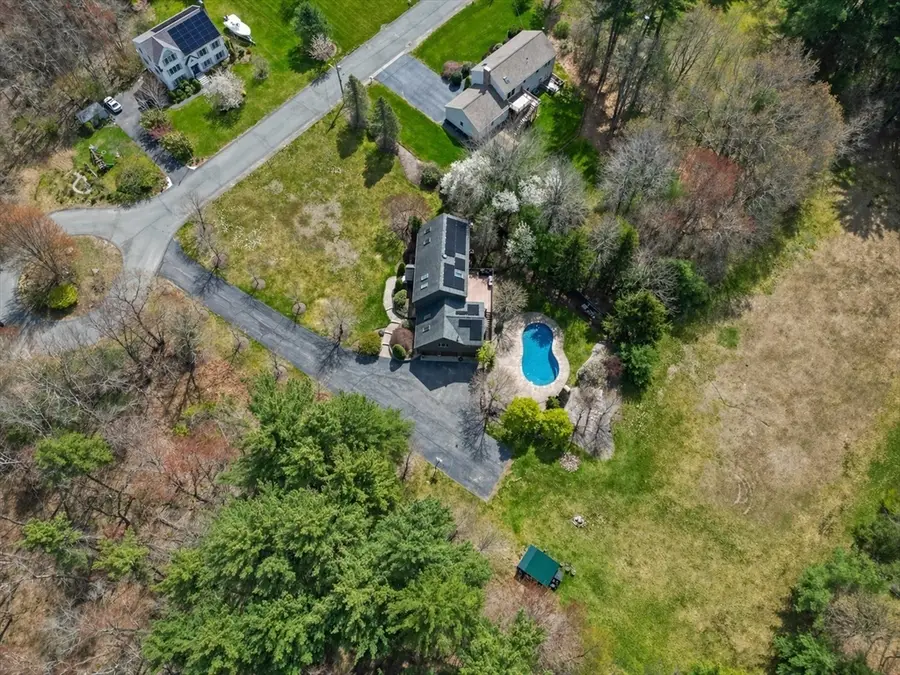 35 Sandra Dr., East Bridgewater, MA 02333 - #3