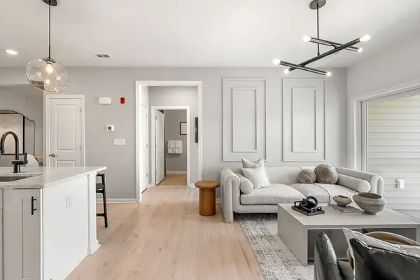 399 Neponset #308, Canton, MA 02021