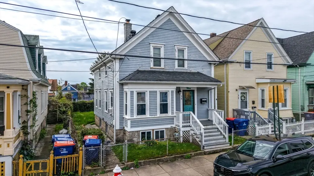 34 Sherman St, New Bedford, MA 02740 - #1