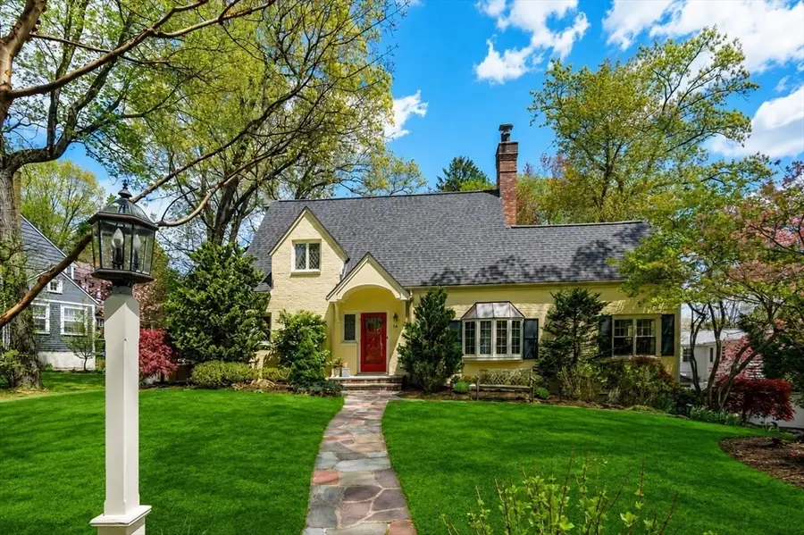 14 Standish Rd, Wellesley, MA 02481 - #2