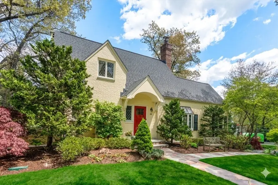 14 Standish Rd, Wellesley, MA 02481 - #3