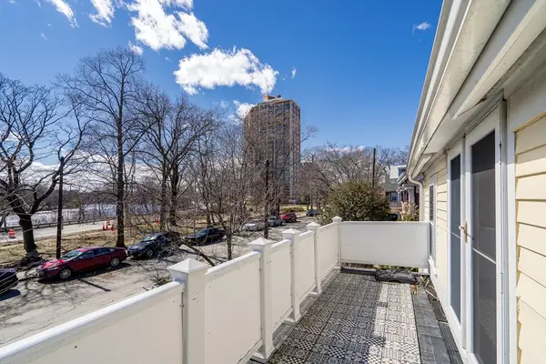 239 Mt Auburn Street, Cambridge, MA 02138