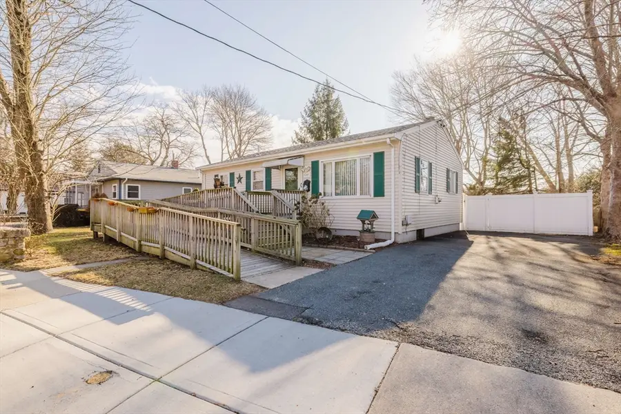 1243 New Boston Rd, Fall River, MA 02720 - #2