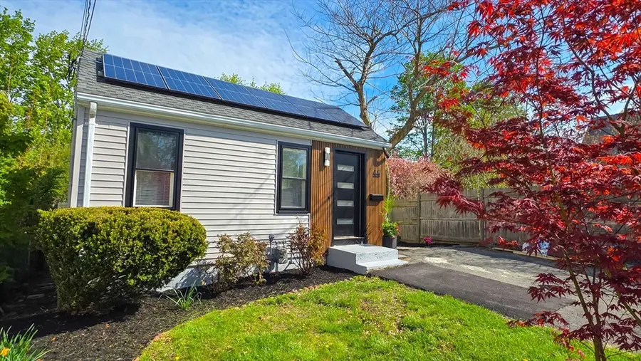44 Vernon St, Rockland, MA 02370 - #2
