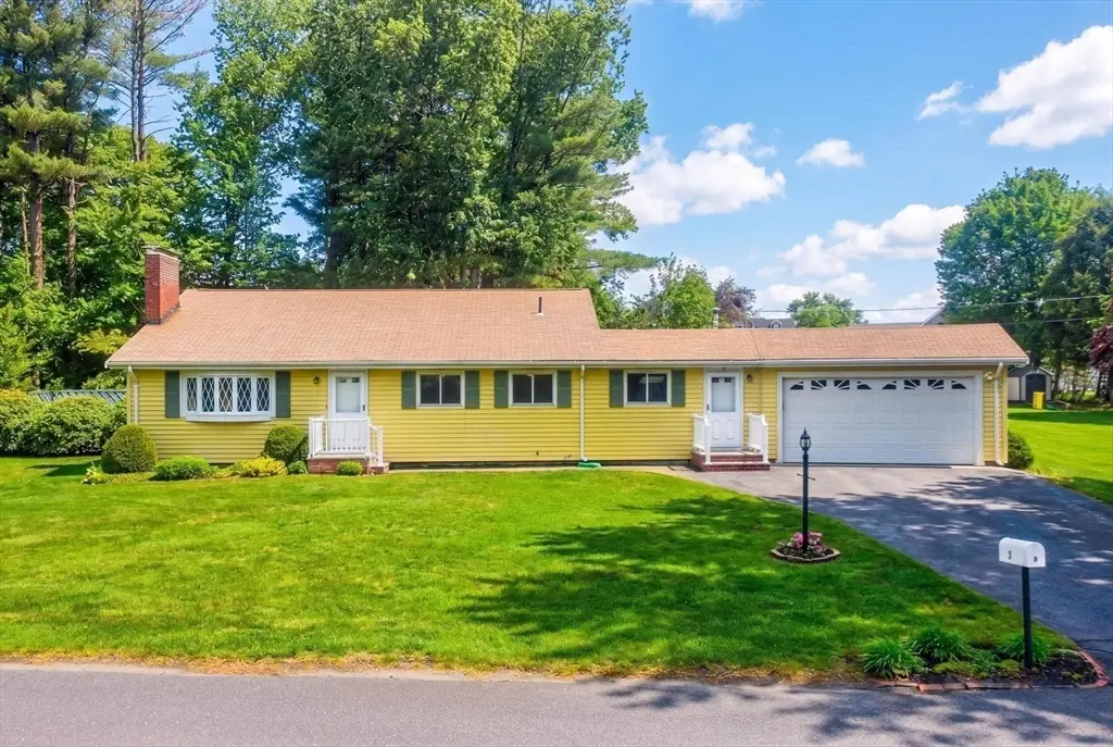 5 Wing Ter, Burlington, MA 01803 - #1