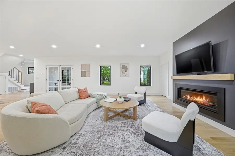 284 Webster St, Newton, MA 02466 - #2