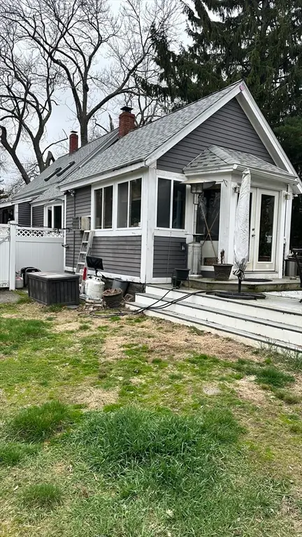13 Collins St, Salisbury, MA 01952 - #3
