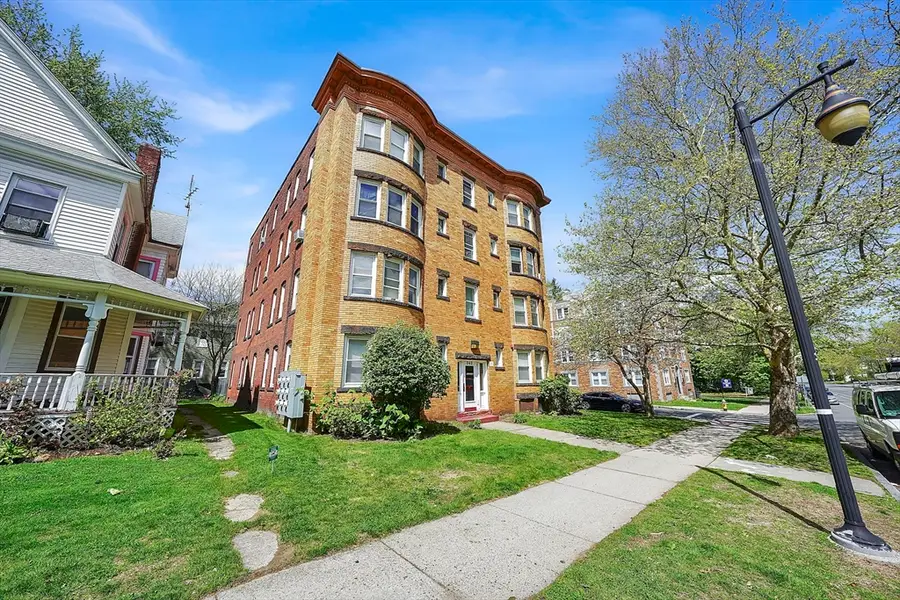 242 Fort Pleasant Ave, Springfield, MA 01108 - #2