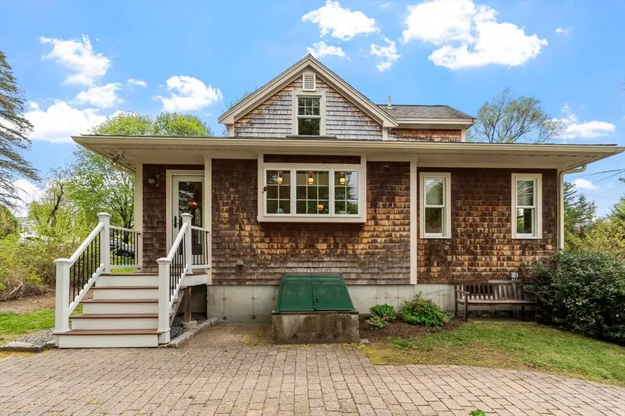 2 Knox Ave, Groveland, MA 01834 - #3