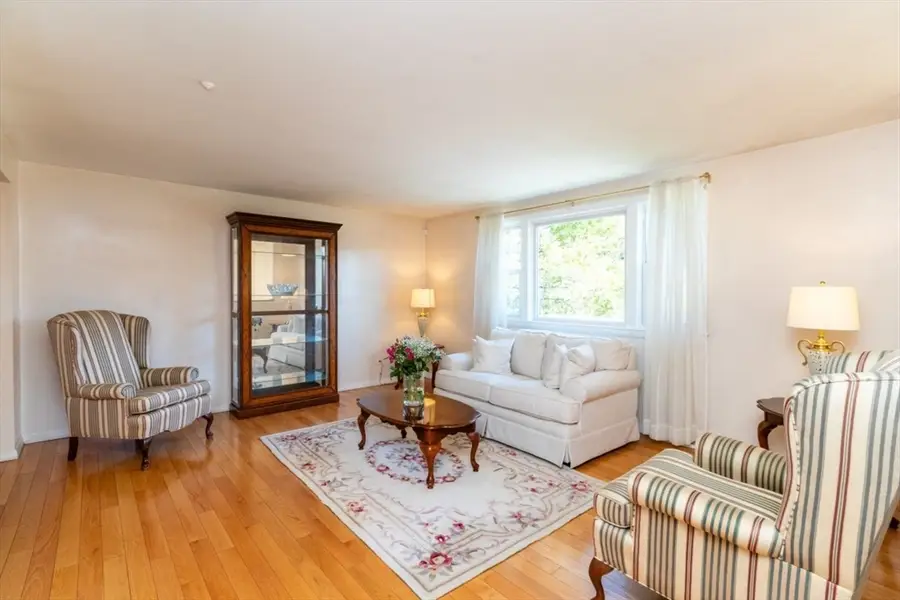 89 Fernandez Cir, Randolph, MA 02368 - #3