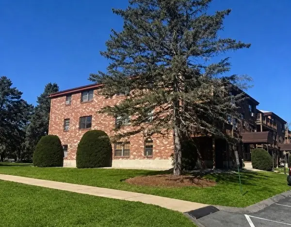 14C Mayberry #1, Westborough, MA 01581