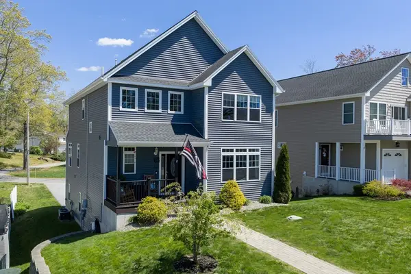 32 Colonial Rd, Webster, MA 01570