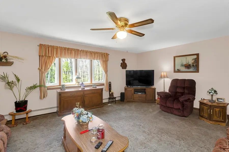 7 Mount Hitchcock Rd, Wales, MA 01081 - #3