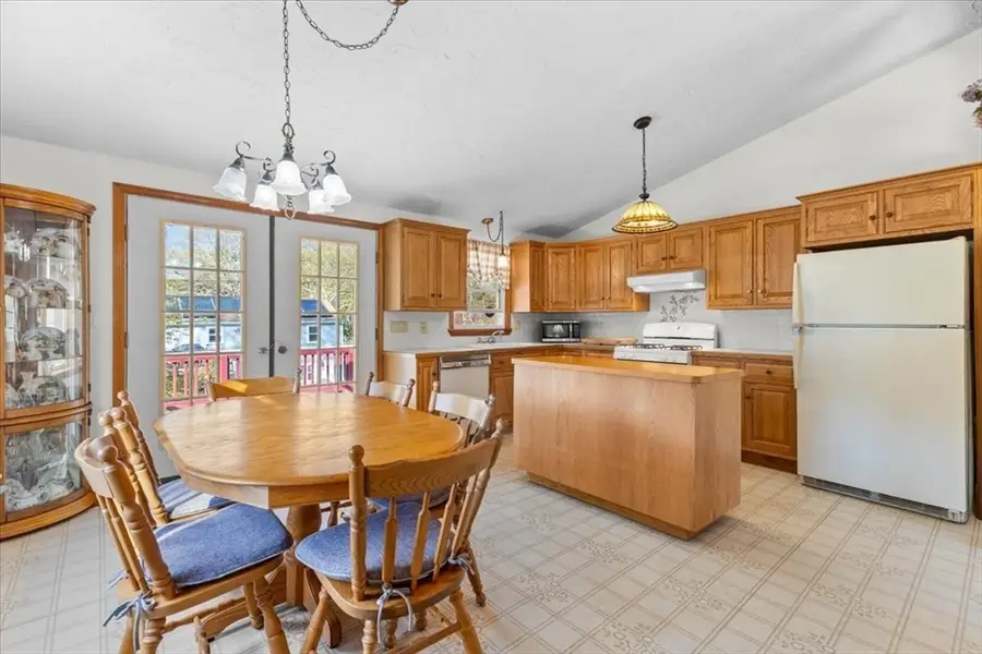 64 Rainbow Rd, West Yarmouth, MA 02673 - #3