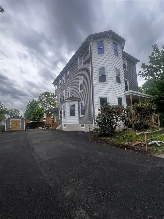 19 Reeves St, Worcester, MA 01607 - #3