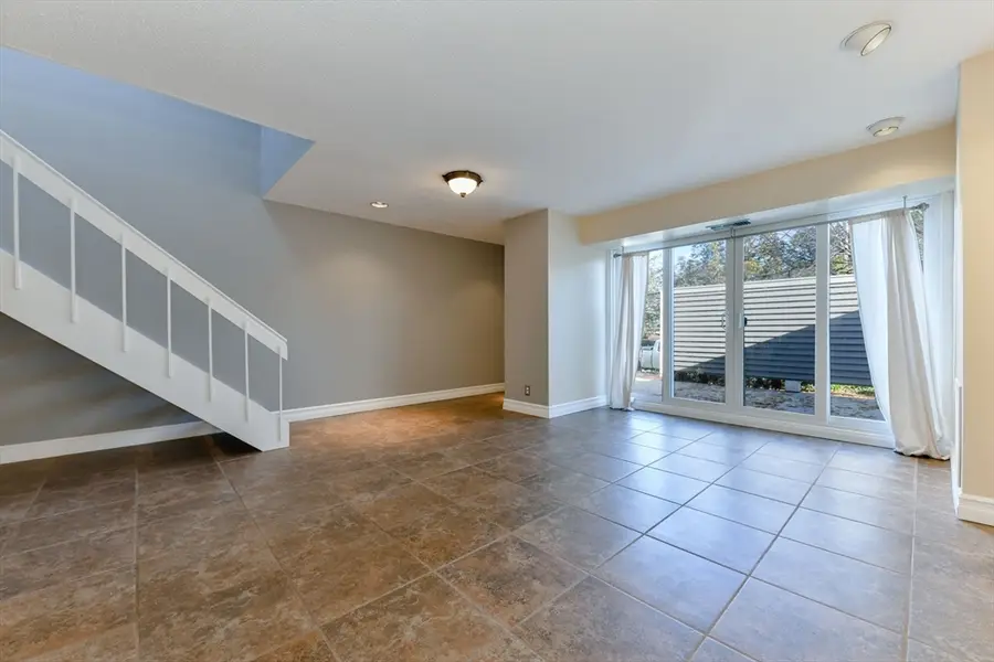 4 Fresh Pond Pl, Cambridge, MA 02138 - #2