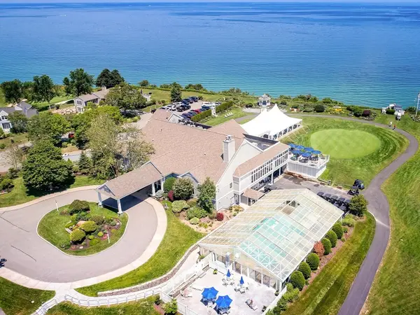 94 Westcliff Dr #94, Plymouth, MA 02360