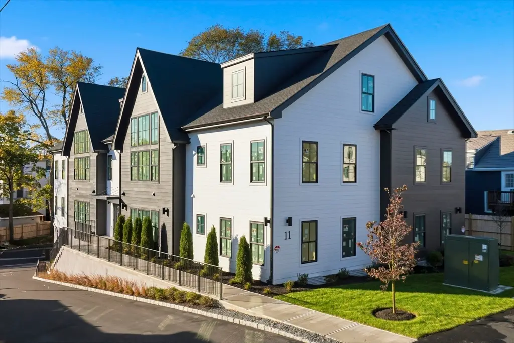 11 Boynton St. #202, Swampscott, MA 01907 - #1