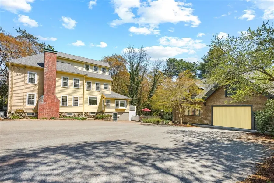 39 Church St #39, Weston, MA 02493 - #3