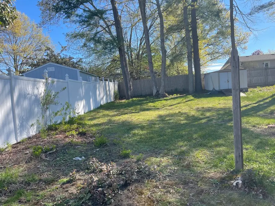 48 Briarwood Dr, New Bedford, MA 02745 - #3